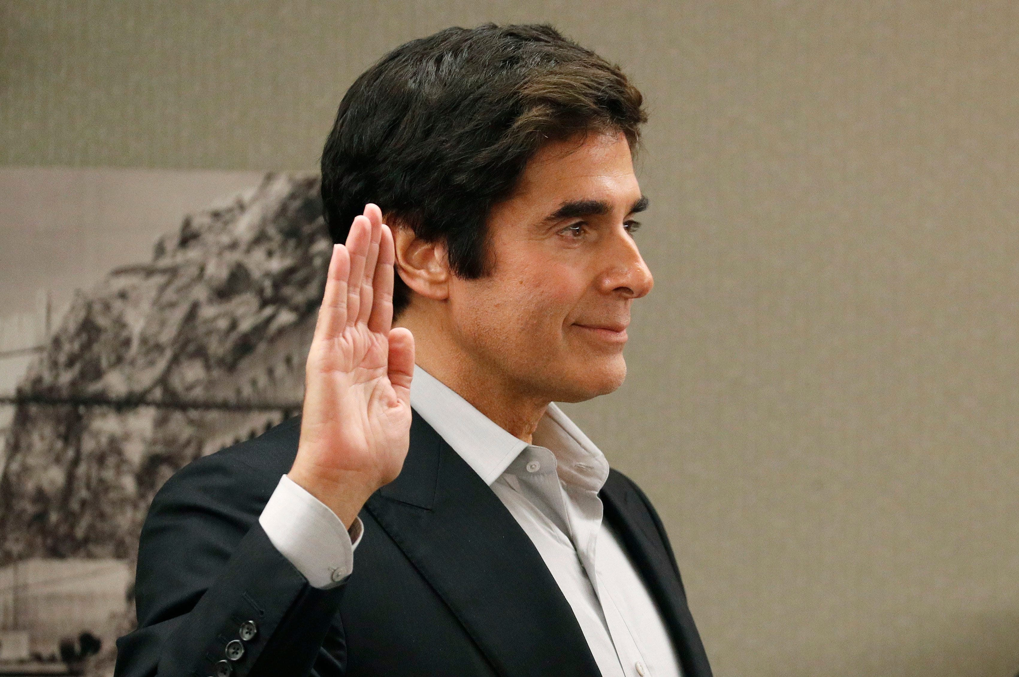 David Copperfield, a processo, rivela un suo trucco ⋆ Prestigiazione.it